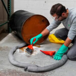 Kit Antiderrames Móvil 30 Galones con Contenedor de Plástico - Universal - Imagen 4